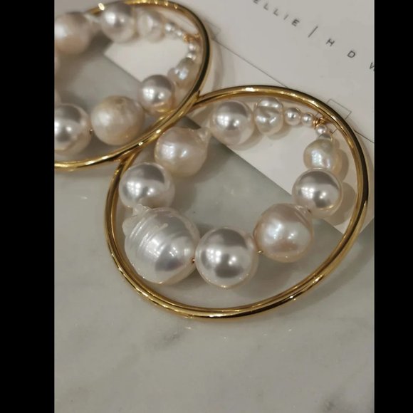 A.B.Ellie Baroque Shadow Hoops - Bridal Jewelry - Picture 10 of 10